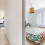 Σπίτι διακοπών 3 Bedroom Lovely In