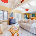 3 Bedroom Lovely In