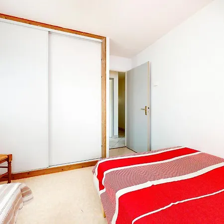 3 Bedroom Cozy In Hébergement de vacances Barbâtre