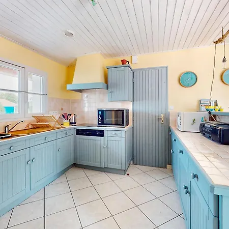 3 Bedroom Cozy In