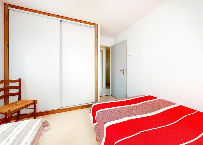 3 Bedroom In Casa de Férias Barbâtre