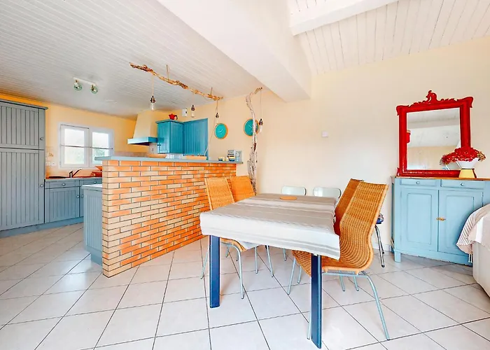 3 Bedroom In * Barbâtre